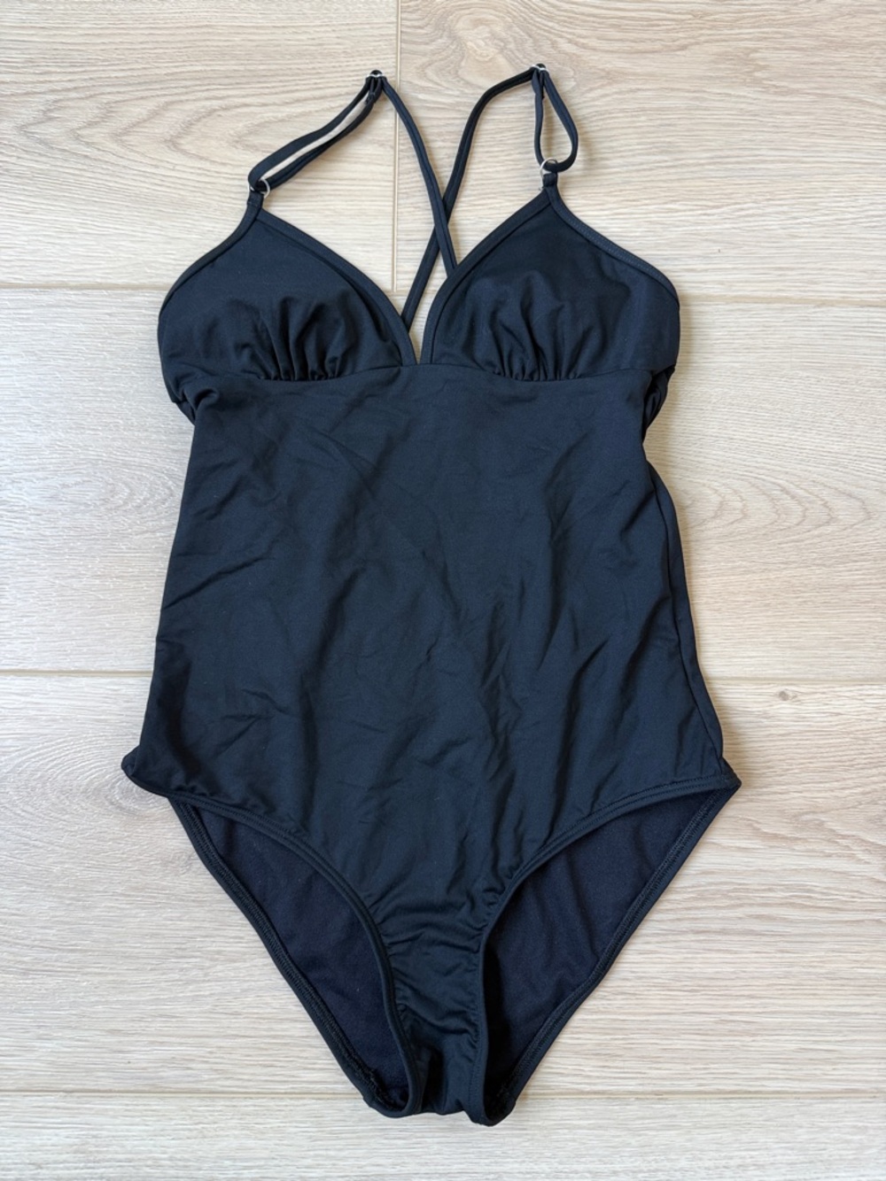 Black One-Piece Swimsuit Athleta Kihei Loop Back Criss-Cross Straps V-Neck XXS